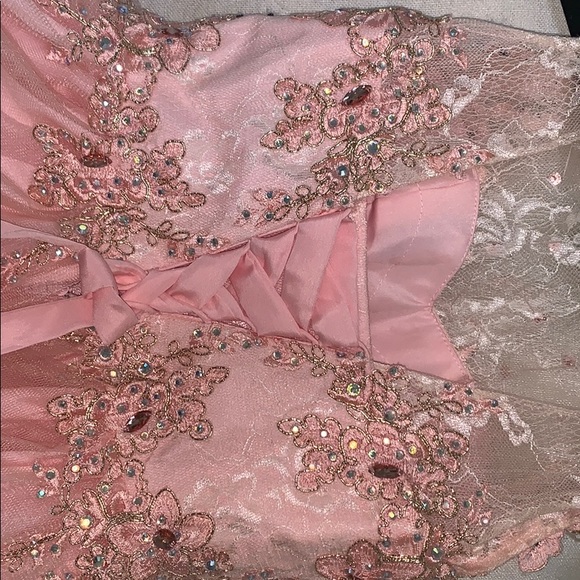 Dress - Picture 5 of 5